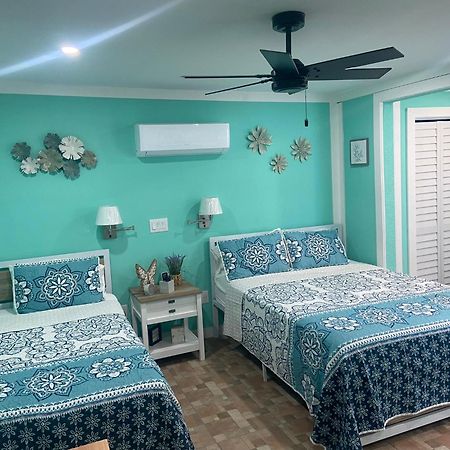 Beautiful And Comfortable Rom Apt # 2 Tampa Exteriör bild